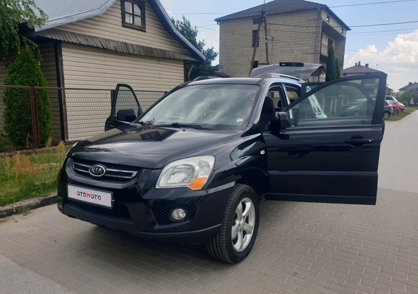 Kia Sportage cena 29000 przebieg: 187000, rok produkcji 2010 z Garwolin małe 301